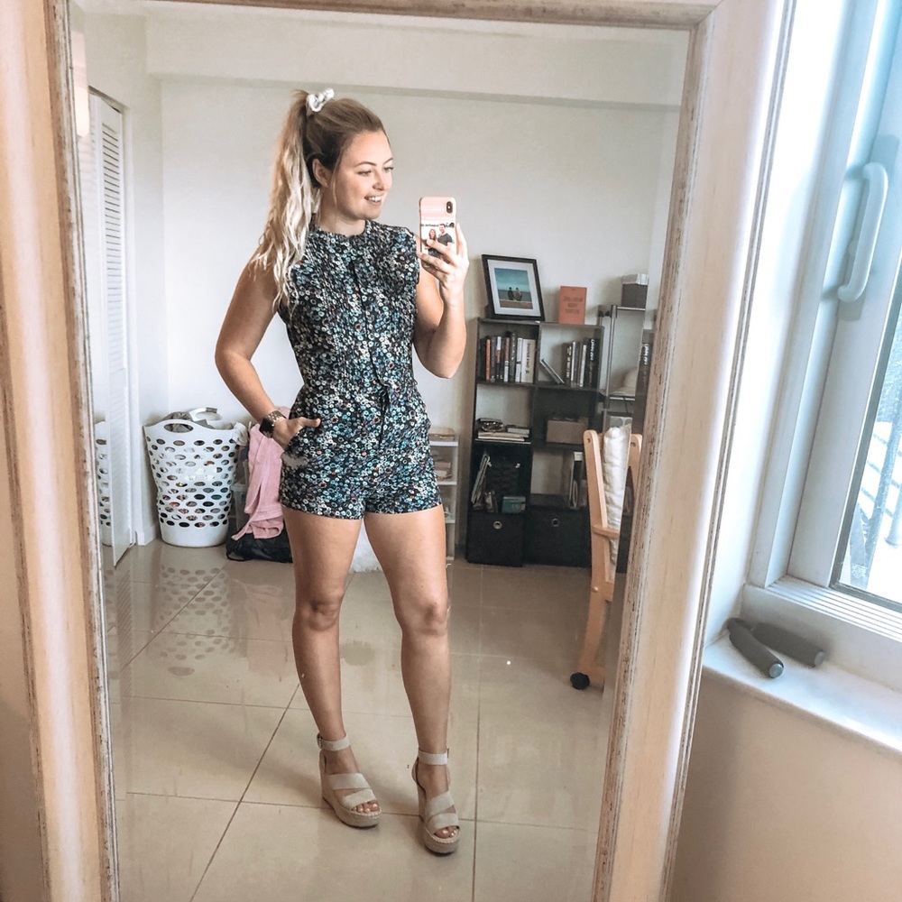 Floral Button Up Double Lined Romper Size Medium